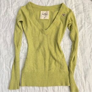 Vintage Y2K 2000s Hollister green v-neck sweater